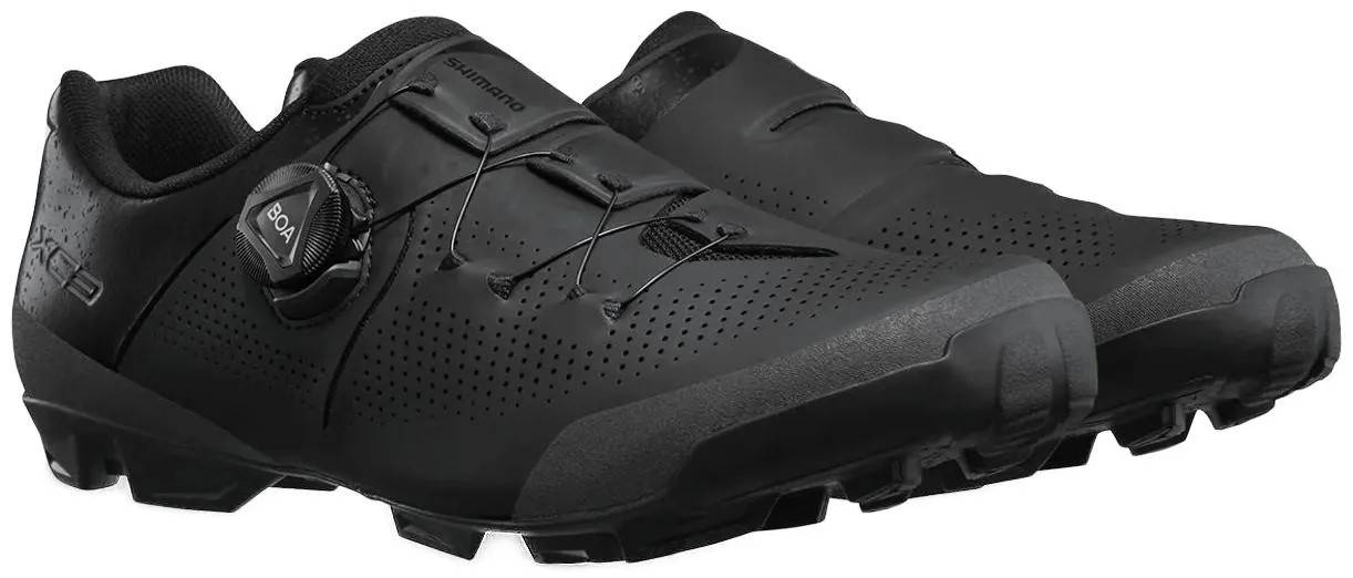Tretry Shimano MTB SH-XC302, černá