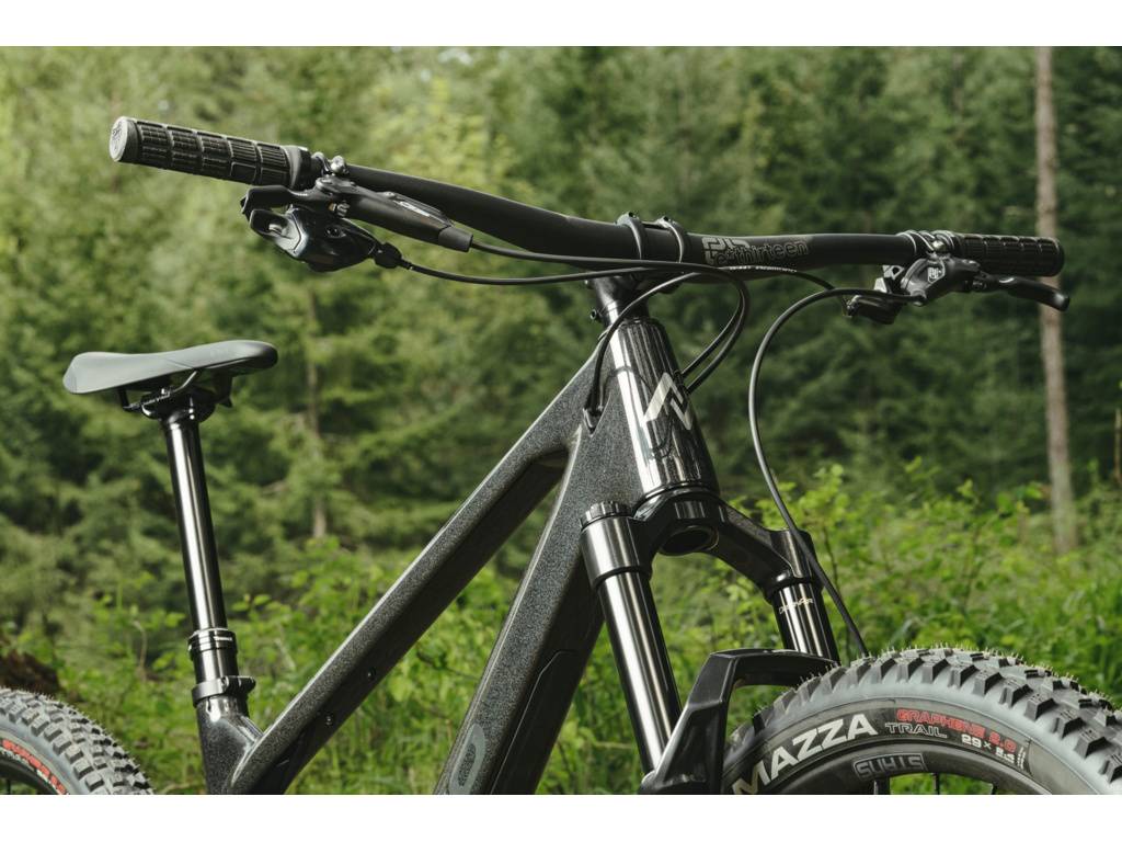 NORCO celoodpružené kolo Fluid C2 Black/Chrome 29