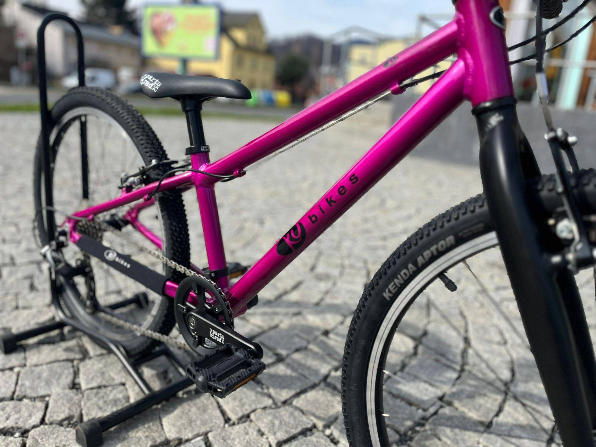 KUBIKES juniorské kolo 24S MTB růžová metalíza