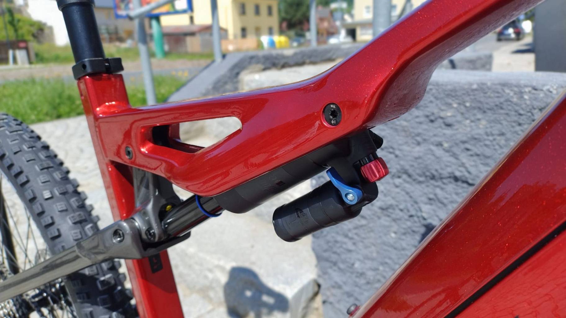 KTM elektrokolo KAPOHO PRO LTD (S) CHROME RED (GREY+BLACK+WHITE)