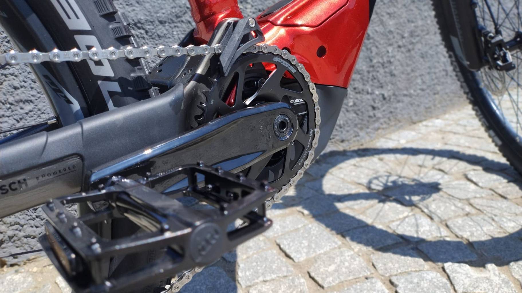 KTM elektrokolo KAPOHO PRO LTD (S) CHROME RED (GREY+BLACK+WHITE)