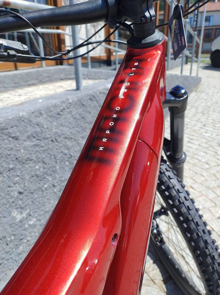 KTM elektrokolo KAPOHO PRO LTD (S) CHROME RED (GREY+BLACK+WHITE)