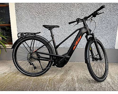 ElektrokoloKTM Macina Sport CX750 LTD64 750Wh dámské Black Matt/Orange